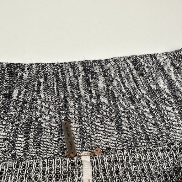Free People Knit Pullover Gray/Black Off Shoulder Linen Blend Sweater Womens XS - Picture 5 of 6